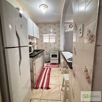 Apartamento em Praia Grande, bairro Canto do Forte