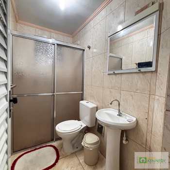 Apartamento em Praia Grande, bairro Canto do Forte