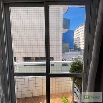 Apartamento em Praia Grande, bairro Mirim