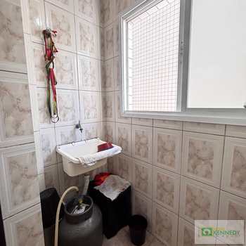 Apartamento em Praia Grande, bairro Mirim