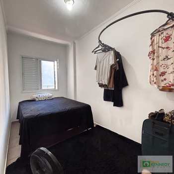 Apartamento em Praia Grande, bairro Mirim