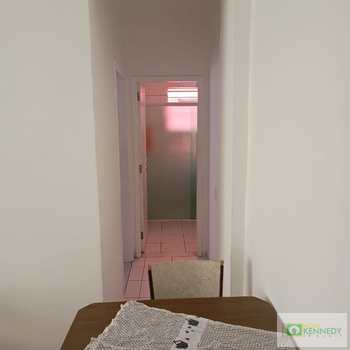 Apartamento em Praia Grande, bairro Tupi
