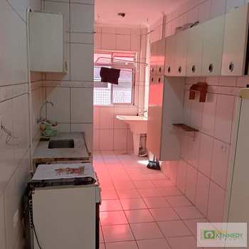 Apartamento em Praia Grande, bairro Tupi