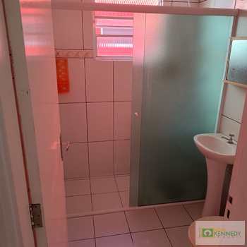 Apartamento em Praia Grande, bairro Tupi