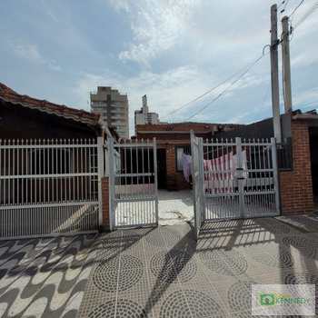 Casa em Praia Grande, bairro Ocian
