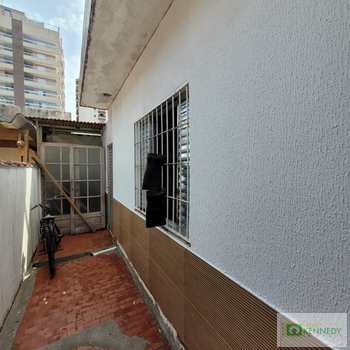 Casa em Praia Grande, bairro Ocian