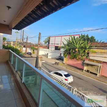 Casa de Condomínio em Praia Grande, bairro Tupiry
