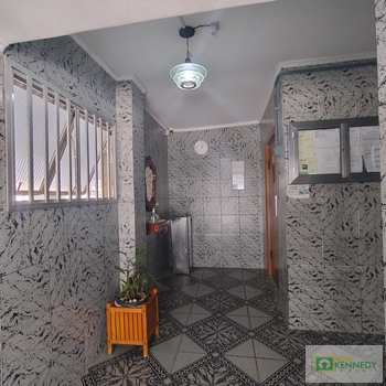 Apartamento em Praia Grande, bairro Canto do Forte