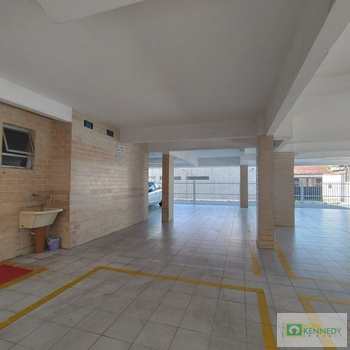 Apartamento em Praia Grande, bairro Canto do Forte
