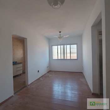 Apartamento em Praia Grande, bairro Canto do Forte