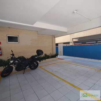 Apartamento em Praia Grande, bairro Canto do Forte