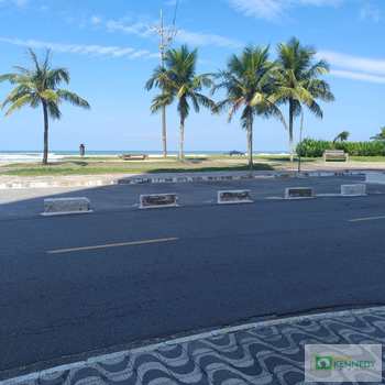 Apartamento em Praia Grande, bairro Caiçara