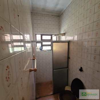 Casa em Praia Grande, bairro Caiçara