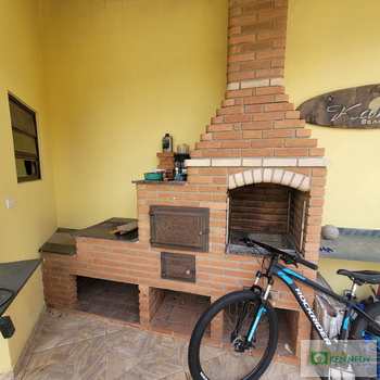 Casa em Praia Grande, bairro Caiçara