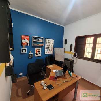 Casa em Praia Grande, bairro Caiçara