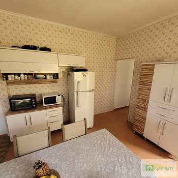 Casa em Praia Grande, bairro Caiçara