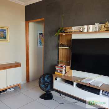 Apartamento em Praia Grande, bairro Mirim
