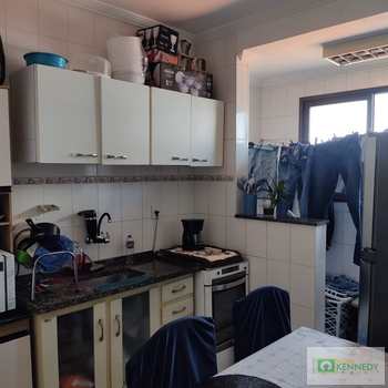 Apartamento em Praia Grande, bairro Mirim