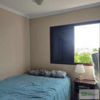 Apartamento em Praia Grande, bairro Mirim