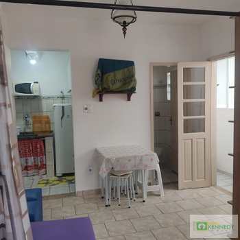 Apartamento em Mongaguá, bairro Centro