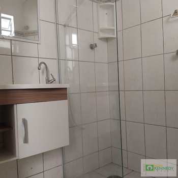 Apartamento em Mongaguá, bairro Centro