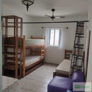 Apartamento em Mongaguá, bairro Centro
