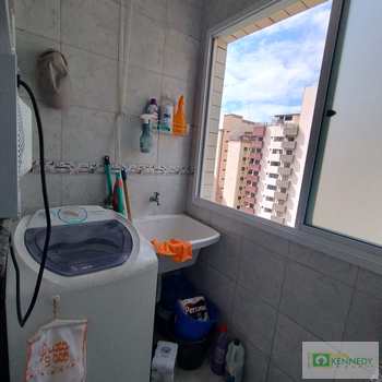 Apartamento em Praia Grande, bairro Tupi