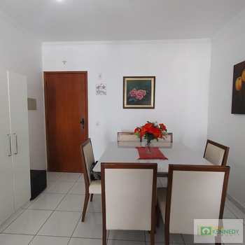 Apartamento em Praia Grande, bairro Tupi