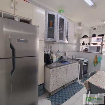 Apartamento em Praia Grande, bairro Tupi