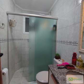 Apartamento em Praia Grande, bairro Tupi