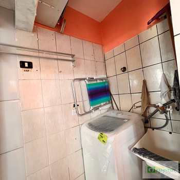 Kitnet em Praia Grande, bairro Ocian