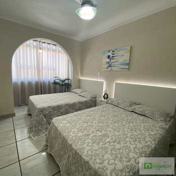 Apartamento em Praia Grande, bairro Guilhermina