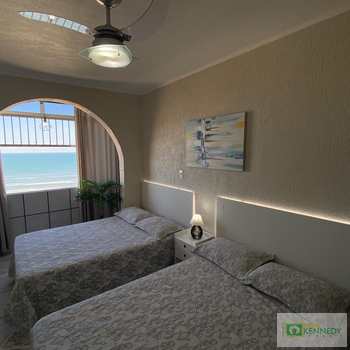 Apartamento em Praia Grande, bairro Guilhermina