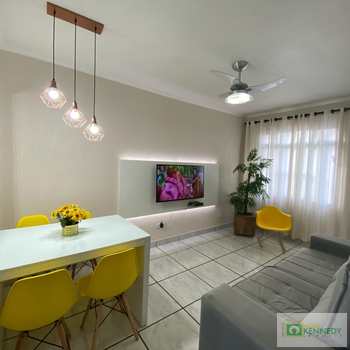 Apartamento em Praia Grande, bairro Guilhermina