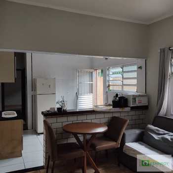 Casa em Praia Grande, bairro Ocian