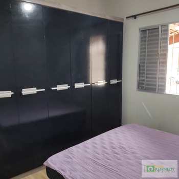 Casa em Praia Grande, bairro Ocian