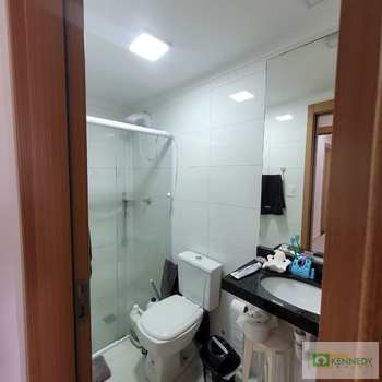 Apartamento em Praia Grande, bairro Maracanã