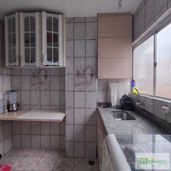 Apartamento em Praia Grande, bairro Tupi
