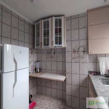 Apartamento em Praia Grande, bairro Tupi