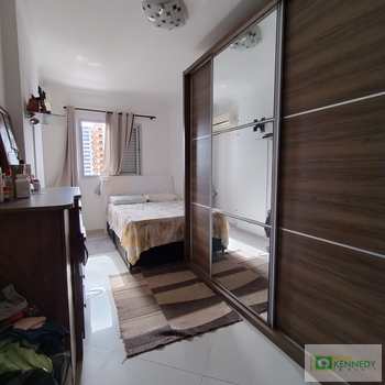 Apartamento em Praia Grande, bairro Mirim