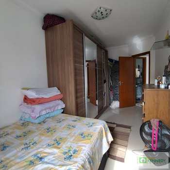 Apartamento em Praia Grande, bairro Mirim