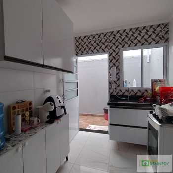 Apartamento em Praia Grande, bairro Ocian