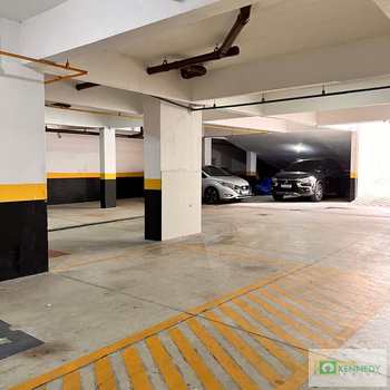 Apartamento em Praia Grande, bairro Guilhermina
