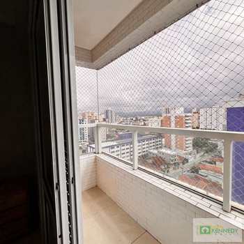 Apartamento em Praia Grande, bairro Guilhermina
