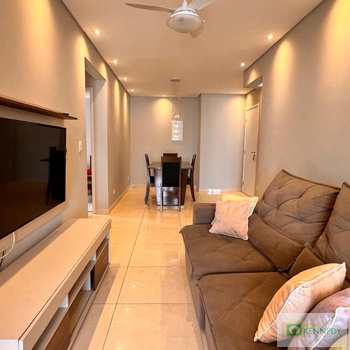 Apartamento em Praia Grande, bairro Guilhermina