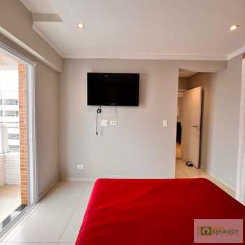 Apartamento em Praia Grande, bairro Guilhermina
