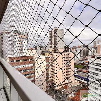 Apartamento em Praia Grande, bairro Guilhermina