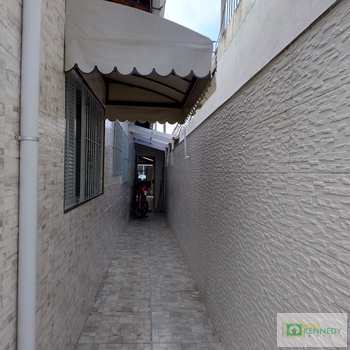 Casa em Praia Grande, bairro Nova Mirim