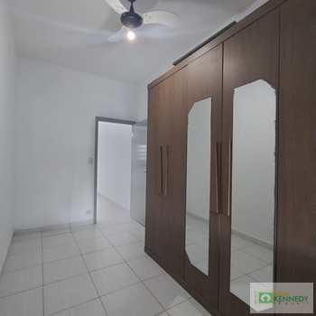 Casa em Praia Grande, bairro Nova Mirim