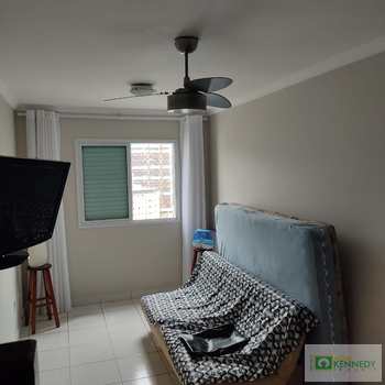 Apartamento em Praia Grande, bairro Caiçara